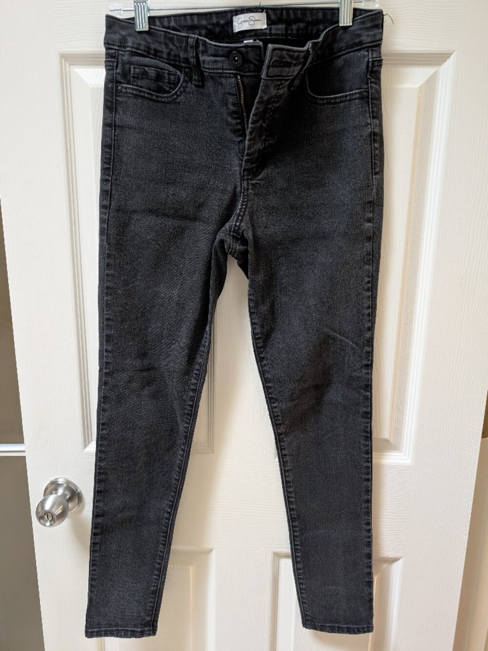 Black skinny jeans